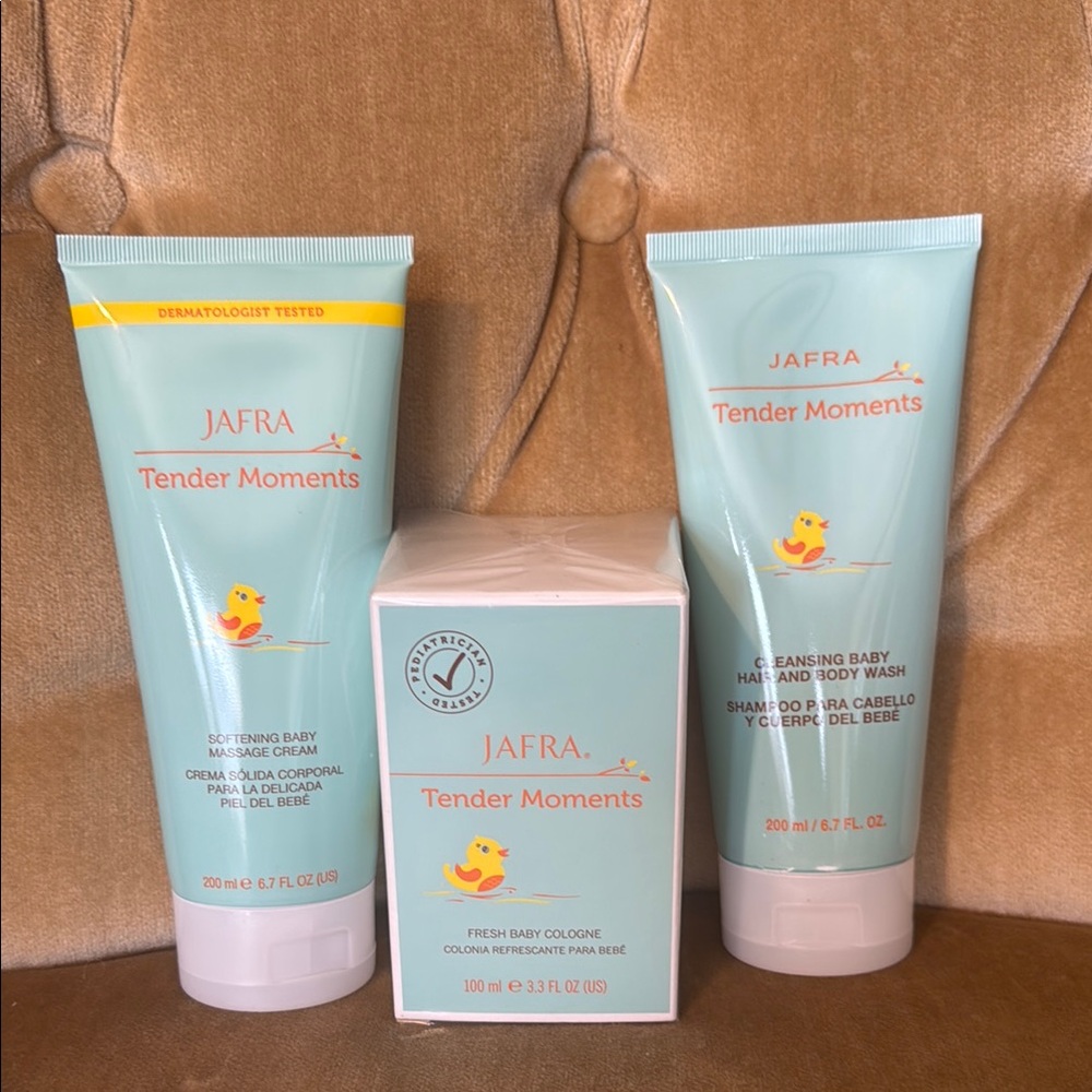 Jafra Baby Tender Moments Bath & Body Set
